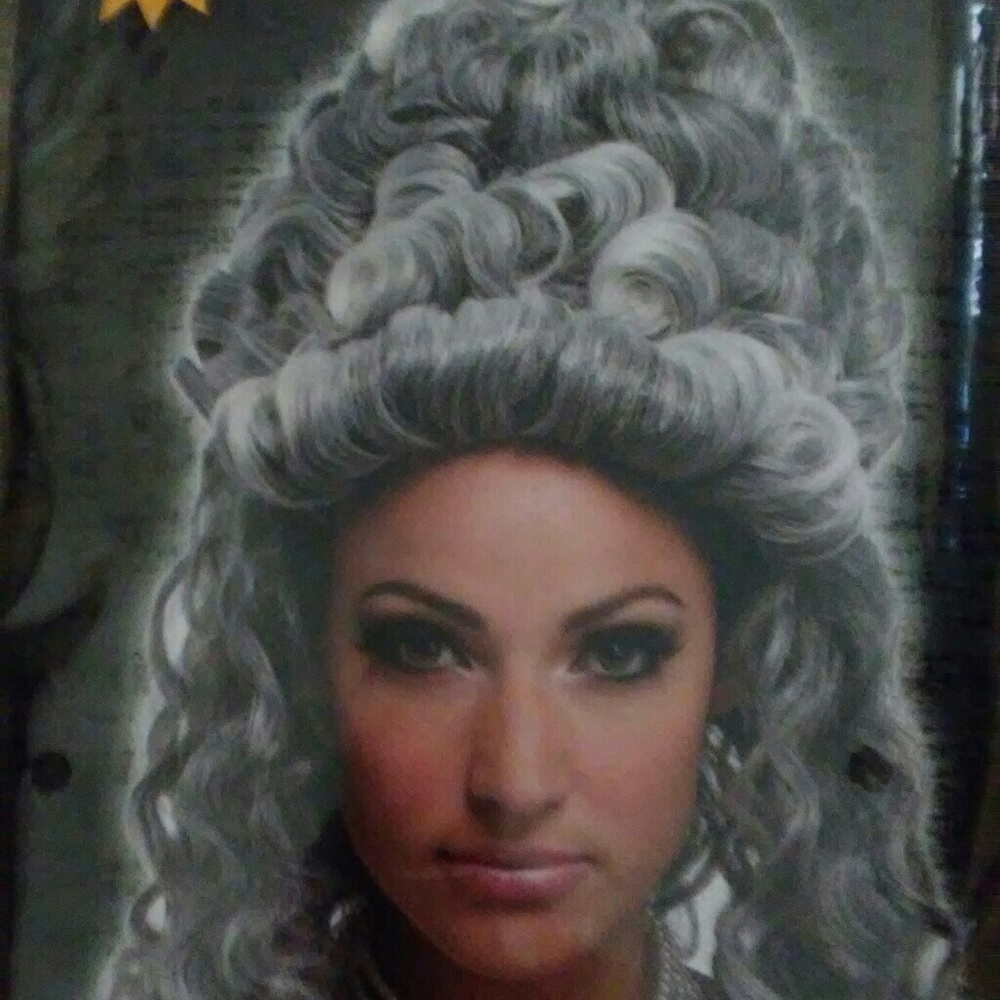 Halloween powder tower wig